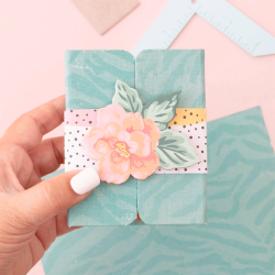 We R Makers - Book Cover Guide - Mint