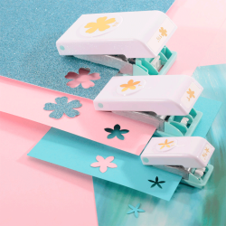 We R Makers - Punch Set - Flowers / Blomster