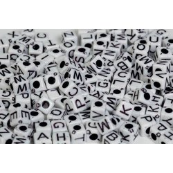 Pearl`n fun bogstaver  -7mm  - sort/hvid