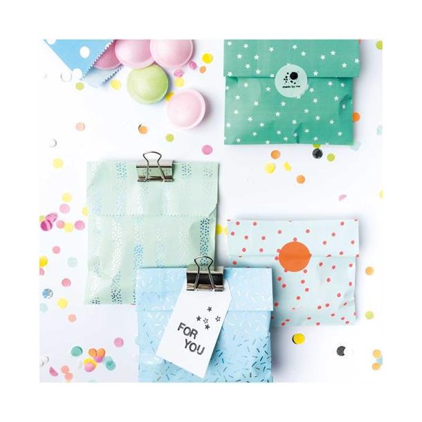 Poser med klistermrker - Bl og Grn