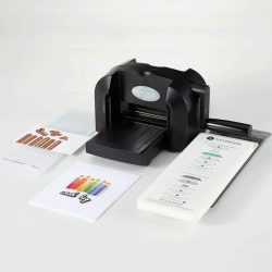 Spellbinders - Platinum Scout - Die Cutting  Embossing Maskine -  3,5" Platform - Simon Hurley Special Edition - Sort