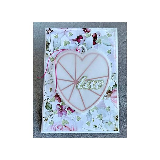 Simple and Basic - Die - Patchwork hjerte med muslinge kant