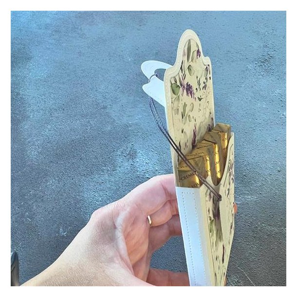 Simple and Basic - Die - Chocolate Box