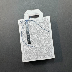 Simple and Basic - Die - A7 Shopping pose