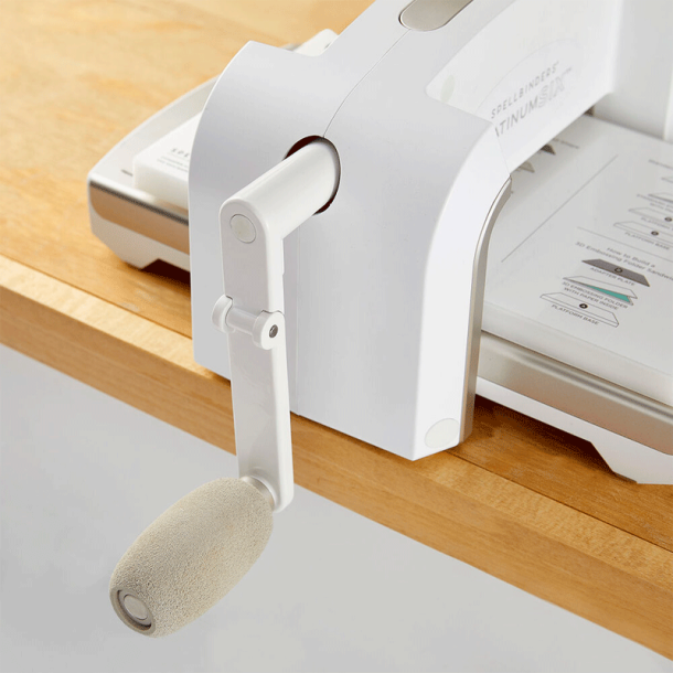 Spellbinders - My Turn hndtag til Platinum 6