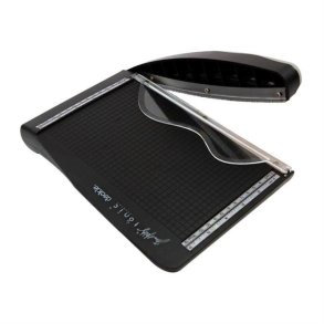 Tim Holtz - Deckle Cutter - Torn Edge Trimmer 85 - Giver en flet kant