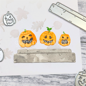 Gummiapan - Die - Grskar p trappe