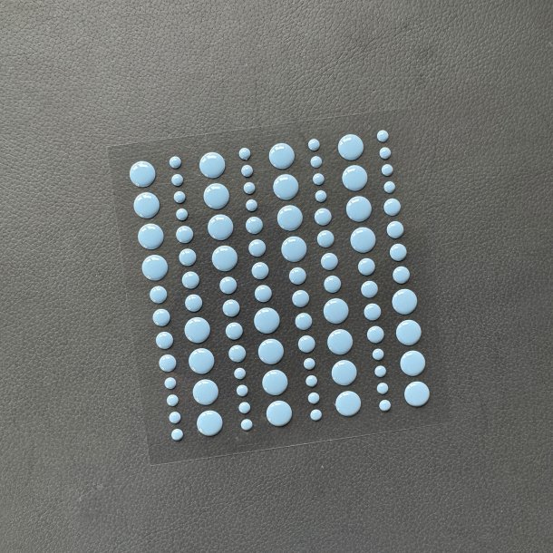 Simple And Basic - Enamel Dots - Medium bl