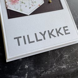 Simple and Basic - Stempel - Tillykke med dagen