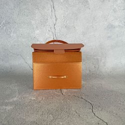 Simple and Basic - Die - Taske