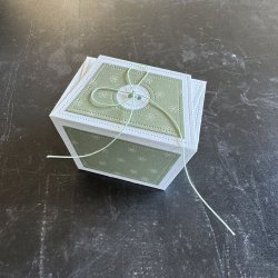 Simple and Basic - Die - Lille ske