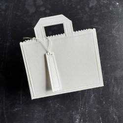 Simple and Basic - Die - Lav shoppingpose