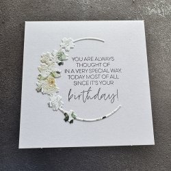 Simple and Basic - Die - Blomsterkrans halvcirkel