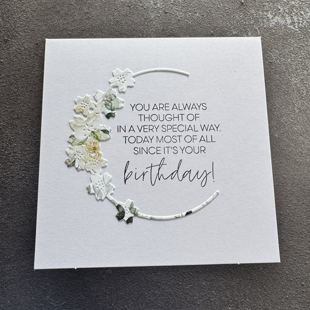 Simple and Basic - Die - Blomsterkrans halvcirkel