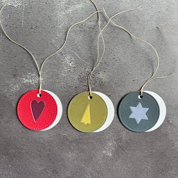 Simple and Basic - Die - Runde tags