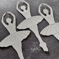 Simple and Basic - Die - Ballerina