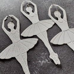 Simple and Basic - Die - Ballerina